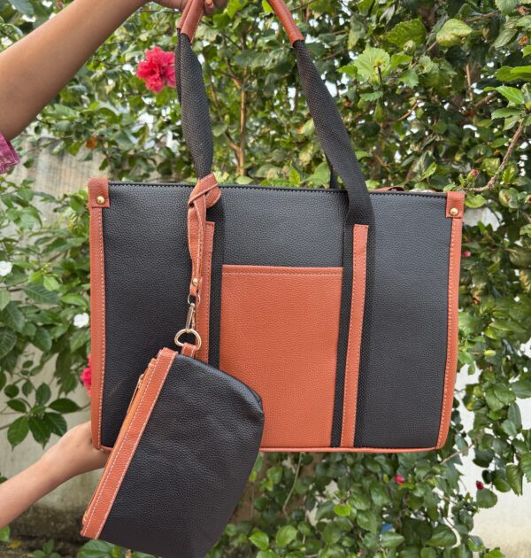 Tote with pouch brown